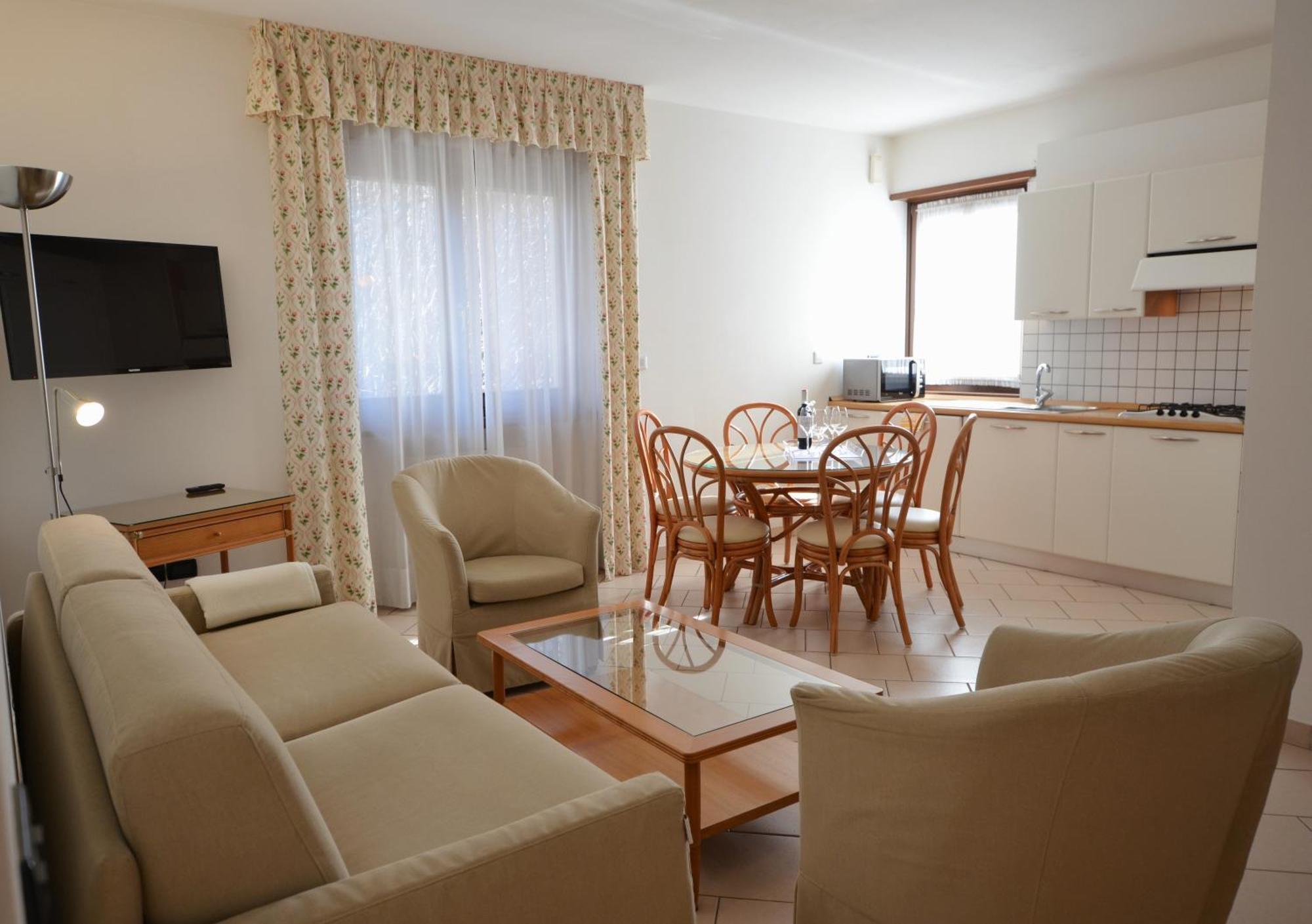 ריבה דל גארדה Residence Alle Palme חדר תמונה