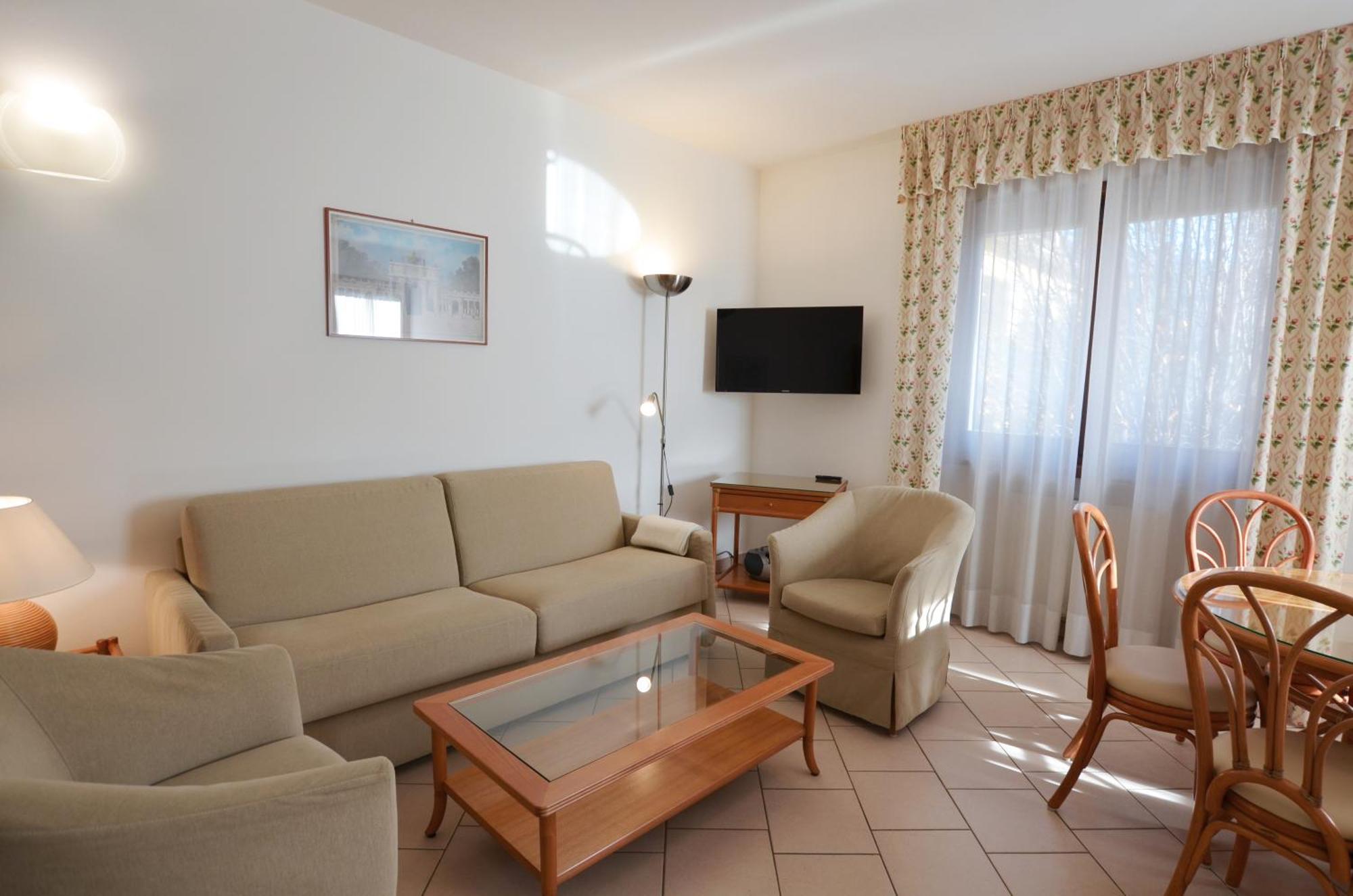 ריבה דל גארדה Residence Alle Palme מראה חיצוני תמונה