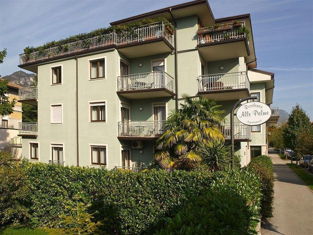 ריבה דל גארדה Residence Alle Palme מראה חיצוני תמונה